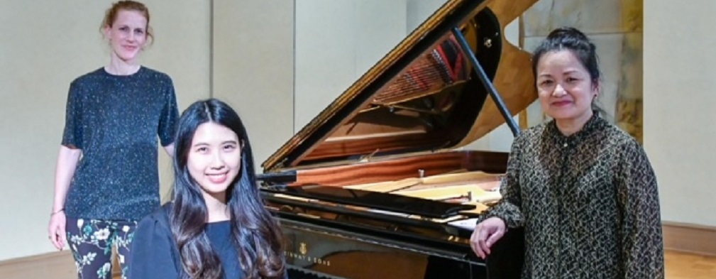 Pianistin Seul A Jeon u. Gastgeberin Trang Nguyen